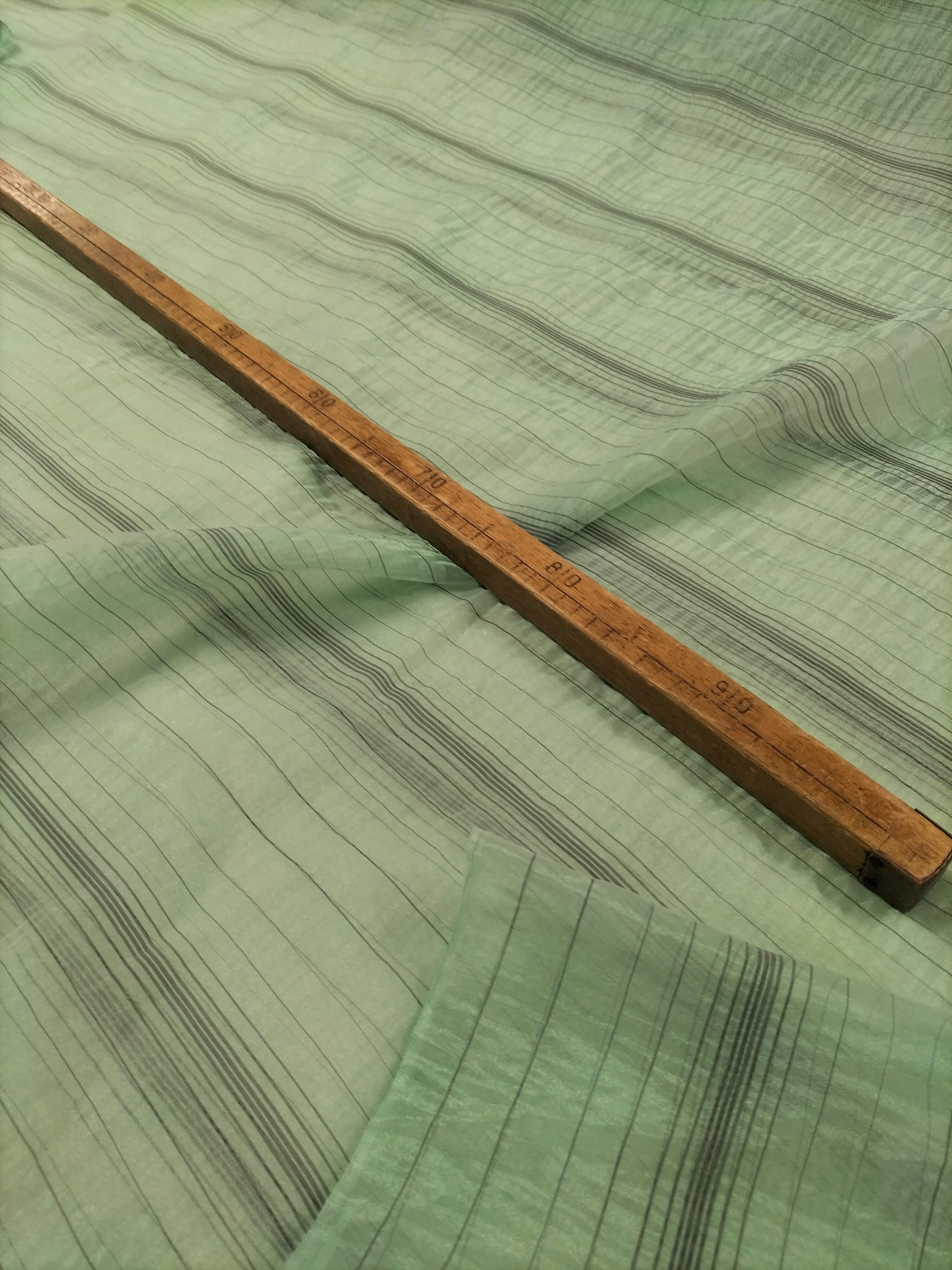 Tendone in organza verde a righe - alto 330 cm