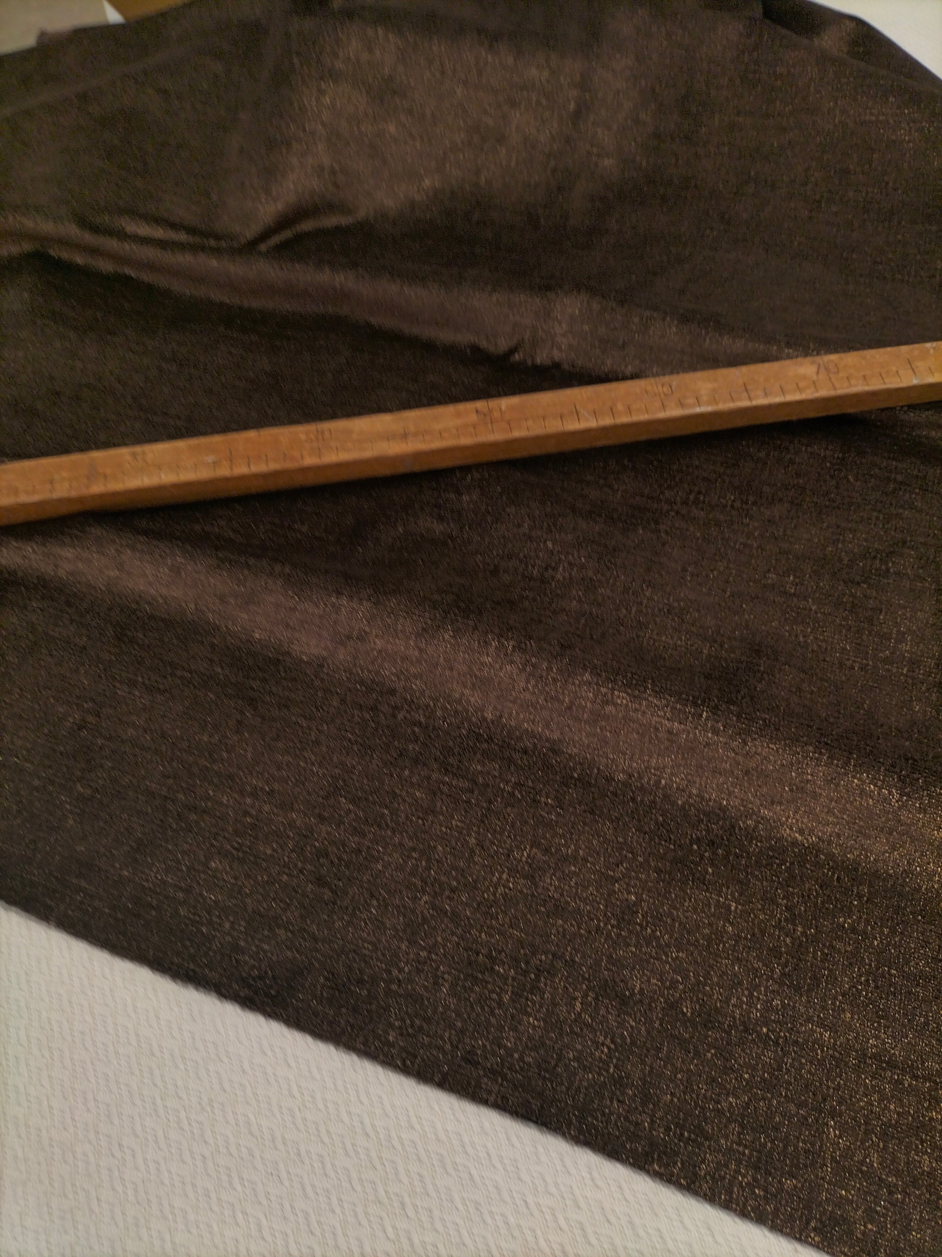 Lussuoso velluto marrone scuro brillante 190 x 145 cm