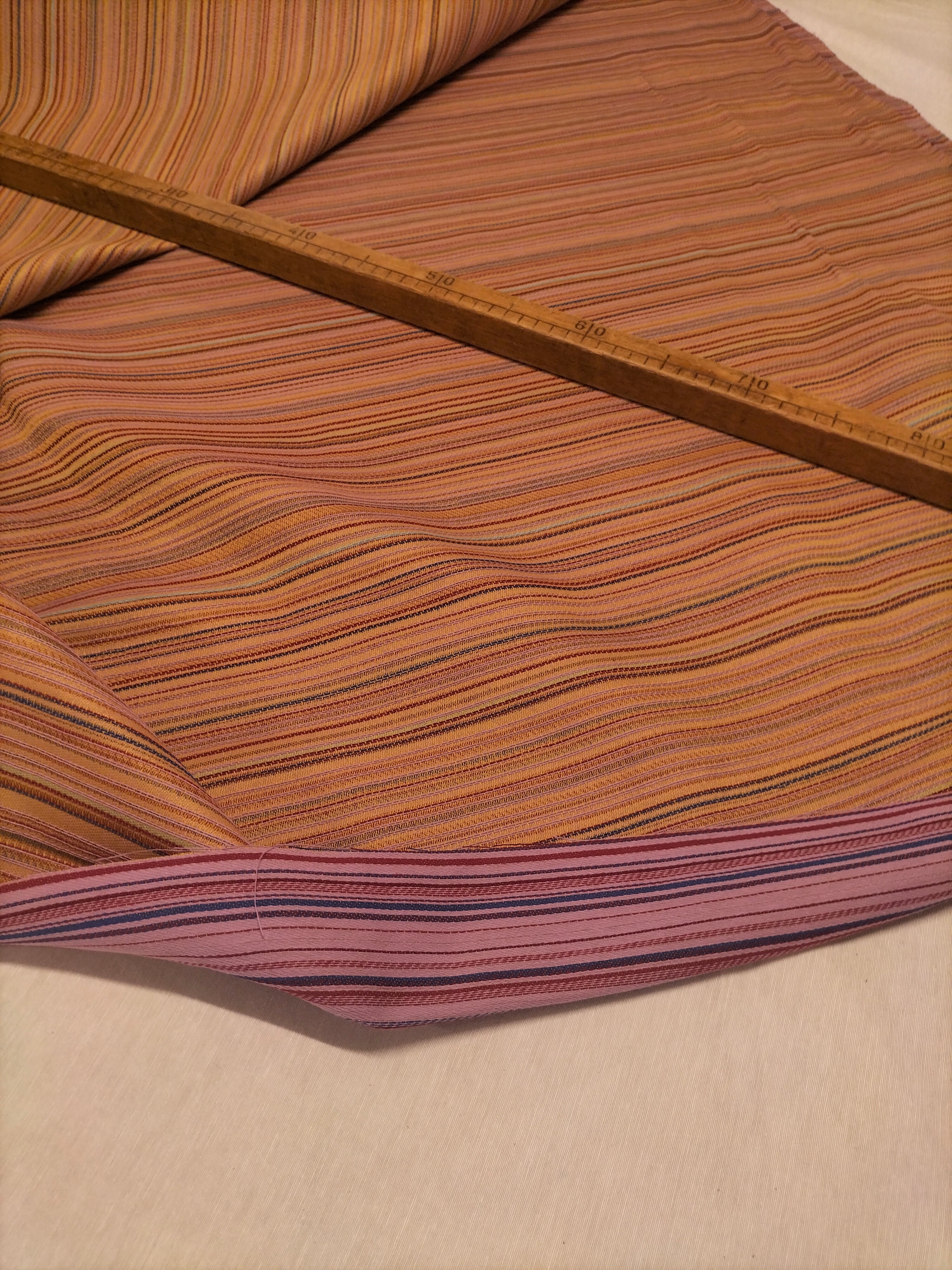 Tessuto d'arredo in doppia altezza