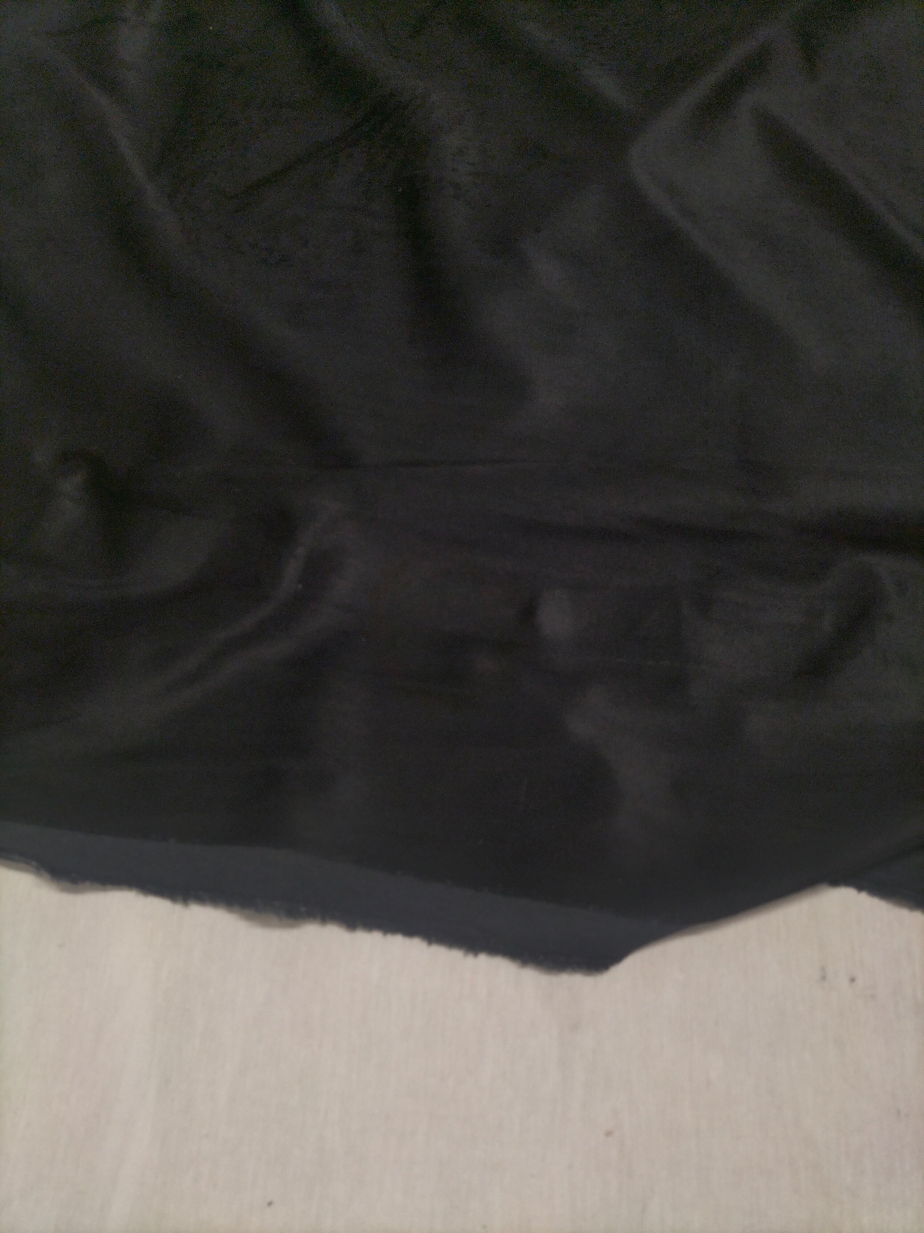 Pregiato velluto nero