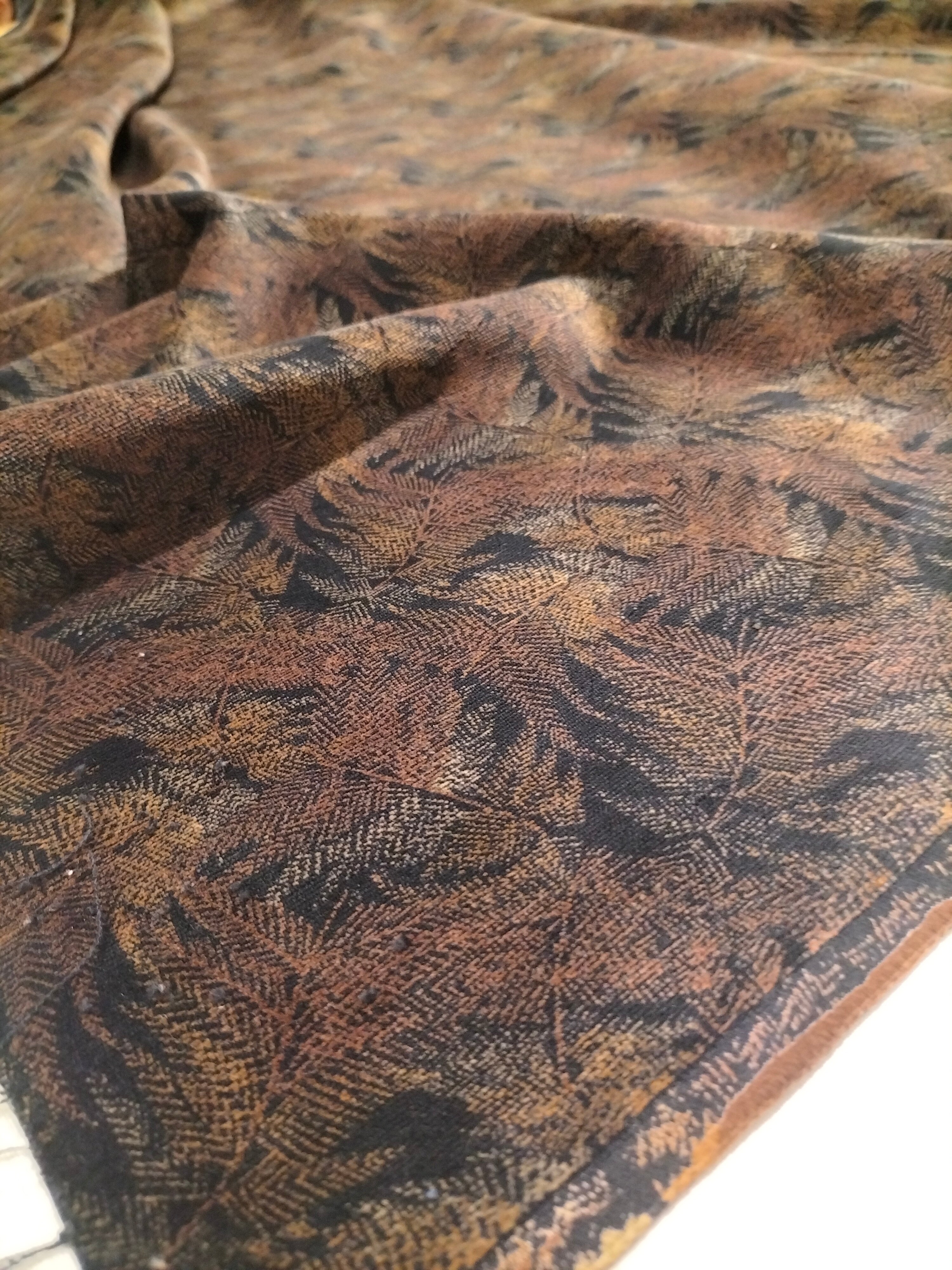 Pregiato velluto fantasia foliage