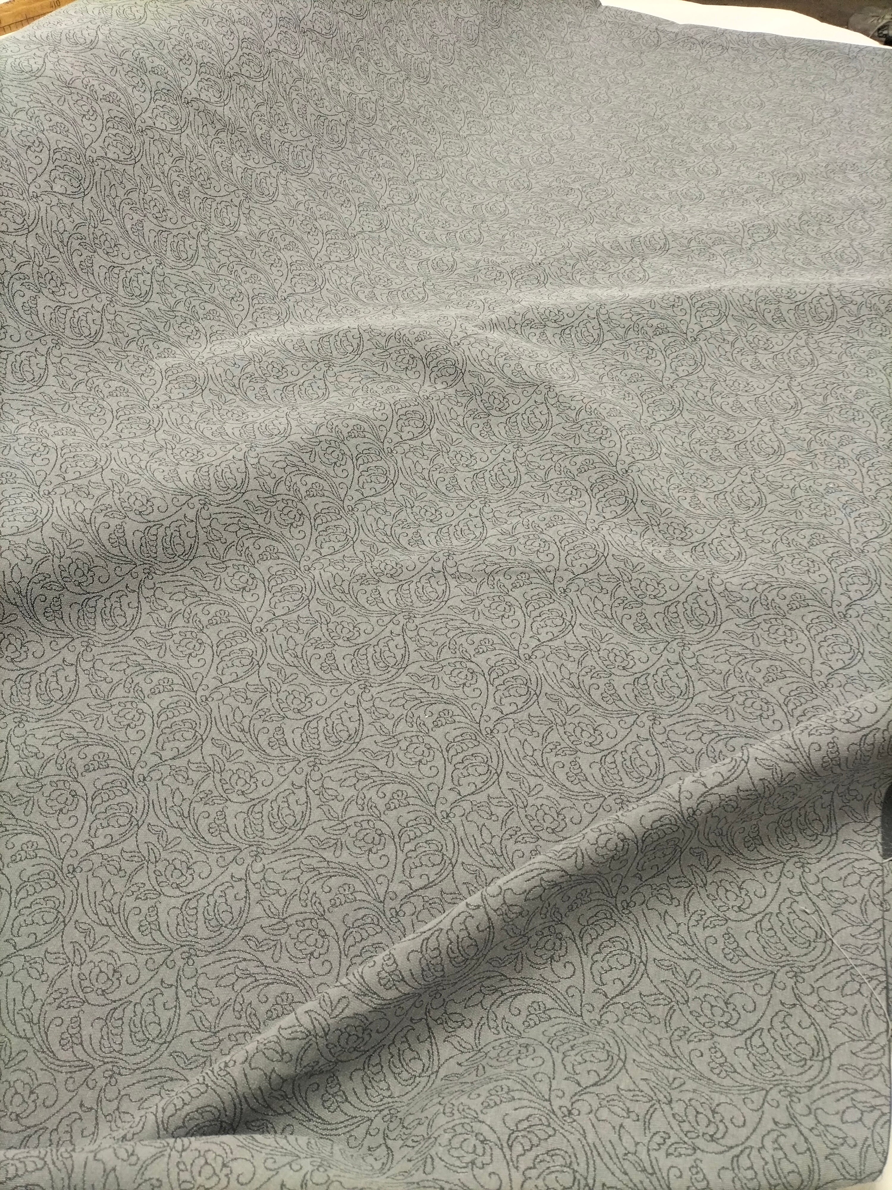 Tessuto d'arredo grigio in fantasia floreale - alto 310 cm