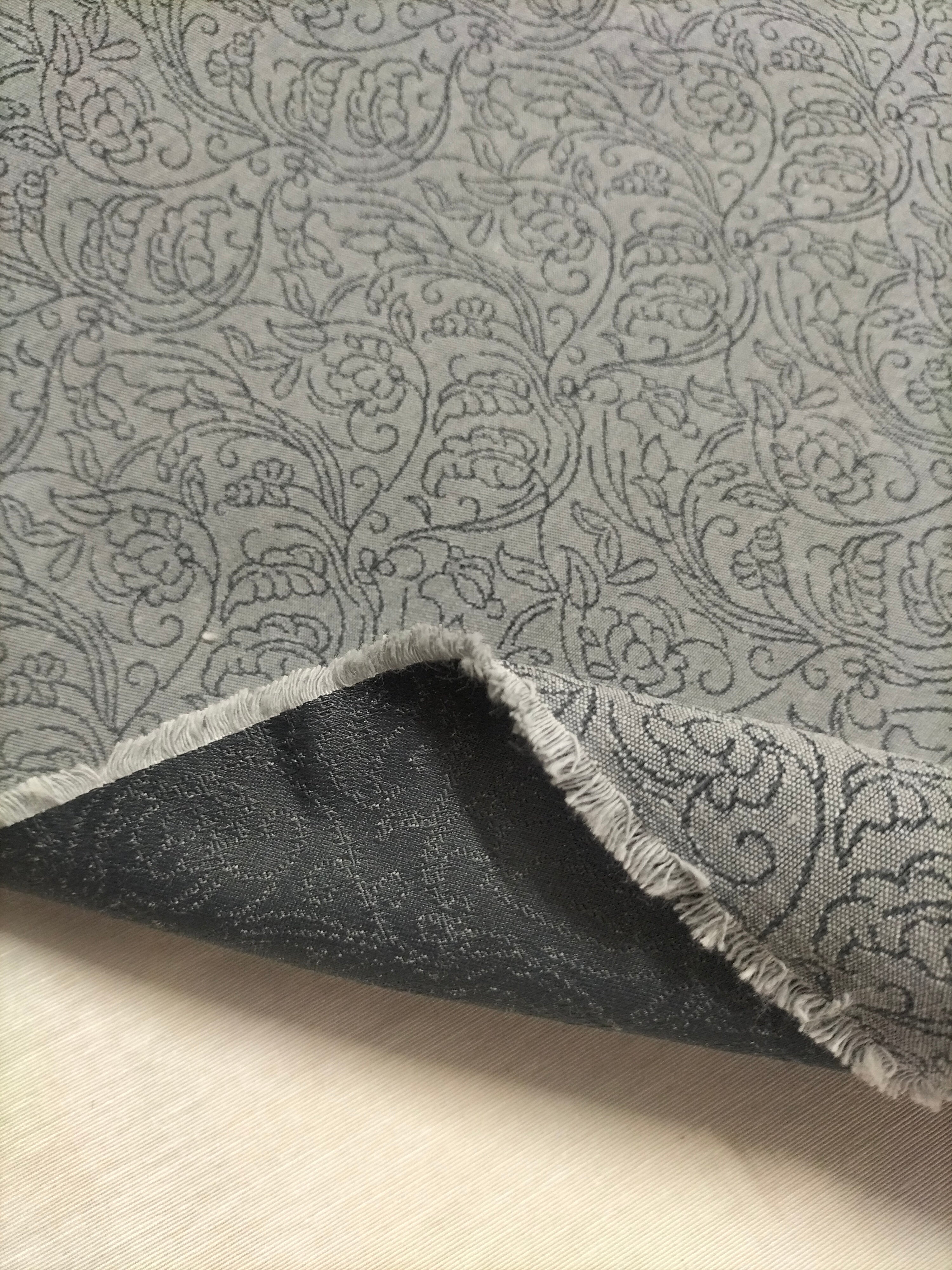 Tessuto d'arredo grigio in fantasia floreale - alto 310 cm