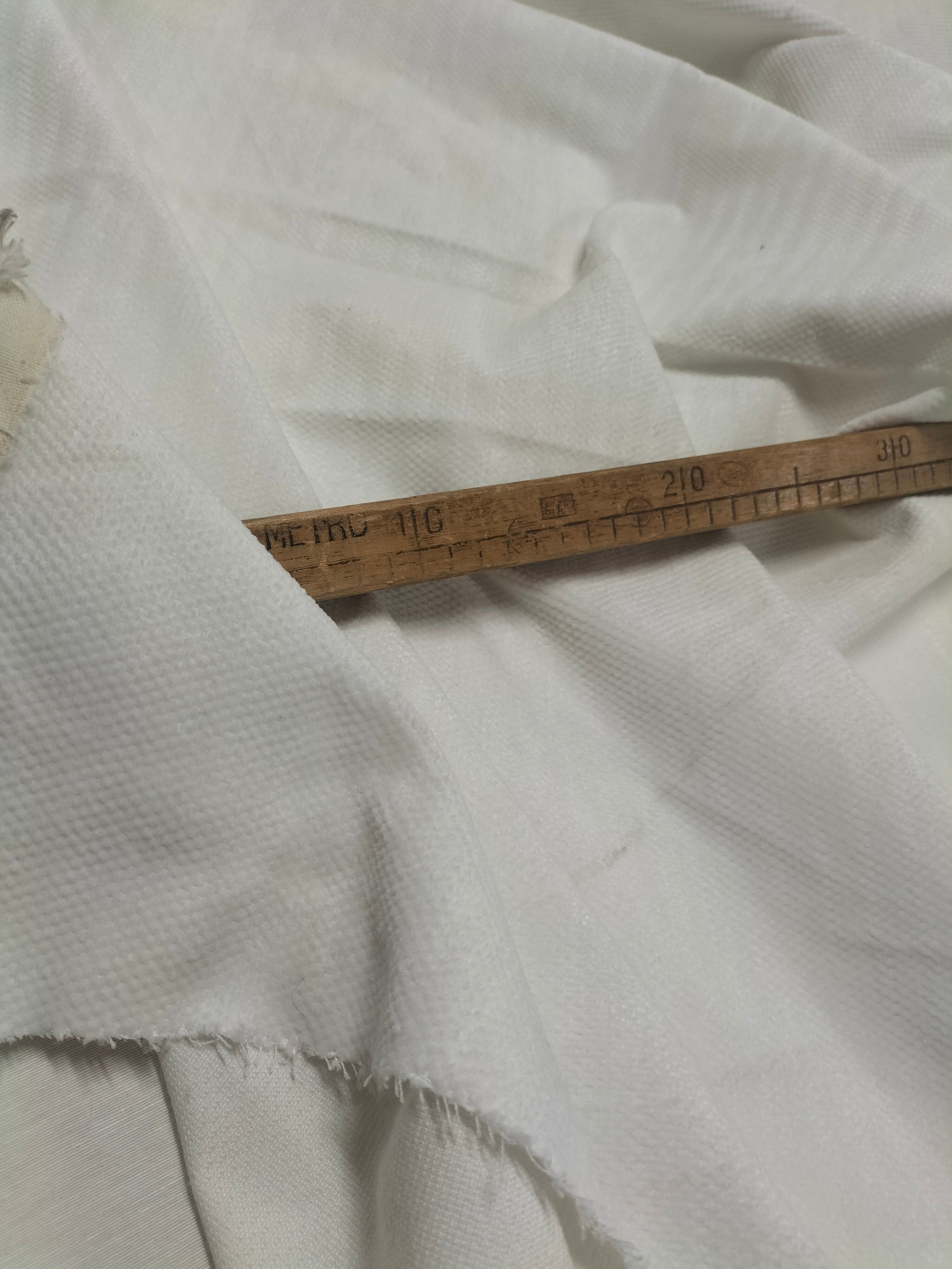 Tessuto d'arredo bianco - manifattura del lusso