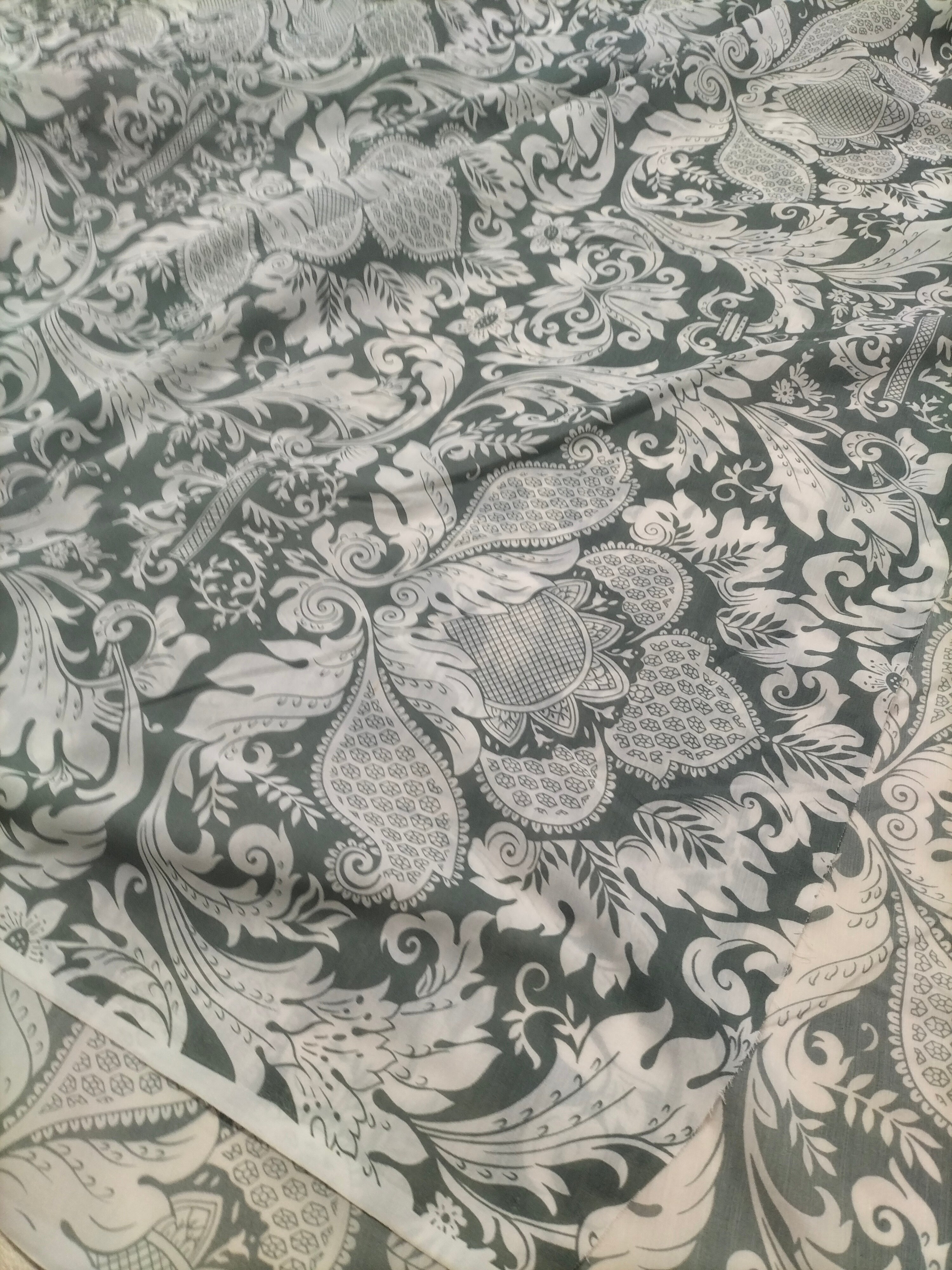 Tendone verde vintage Bassetti in fantasia floreale e arabesca- alto 300 cm