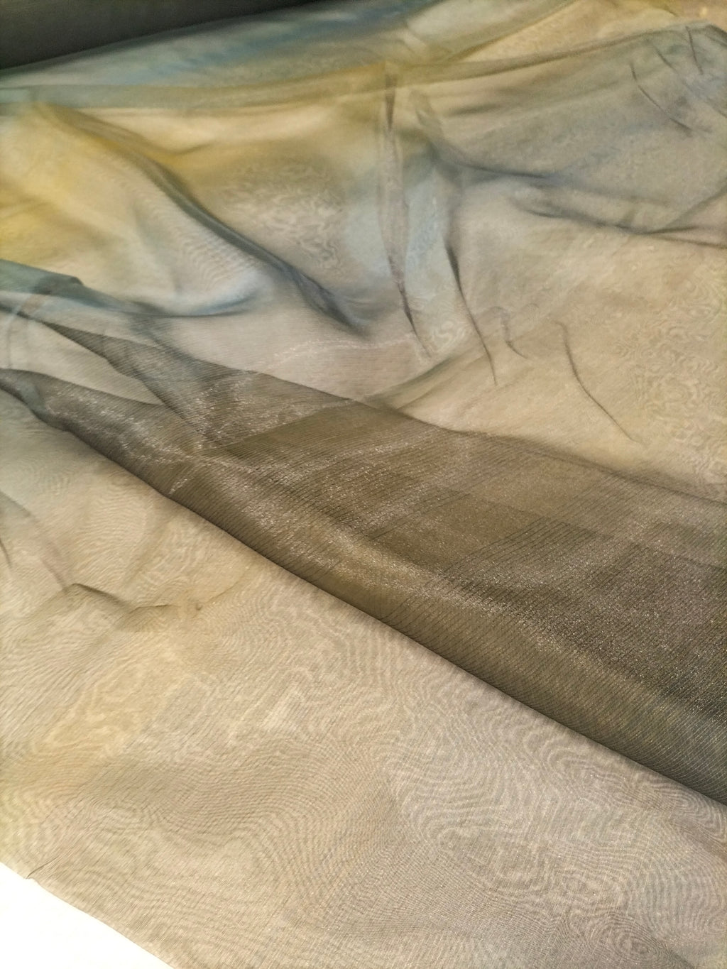 Tendone in organza bicolore oro e blu