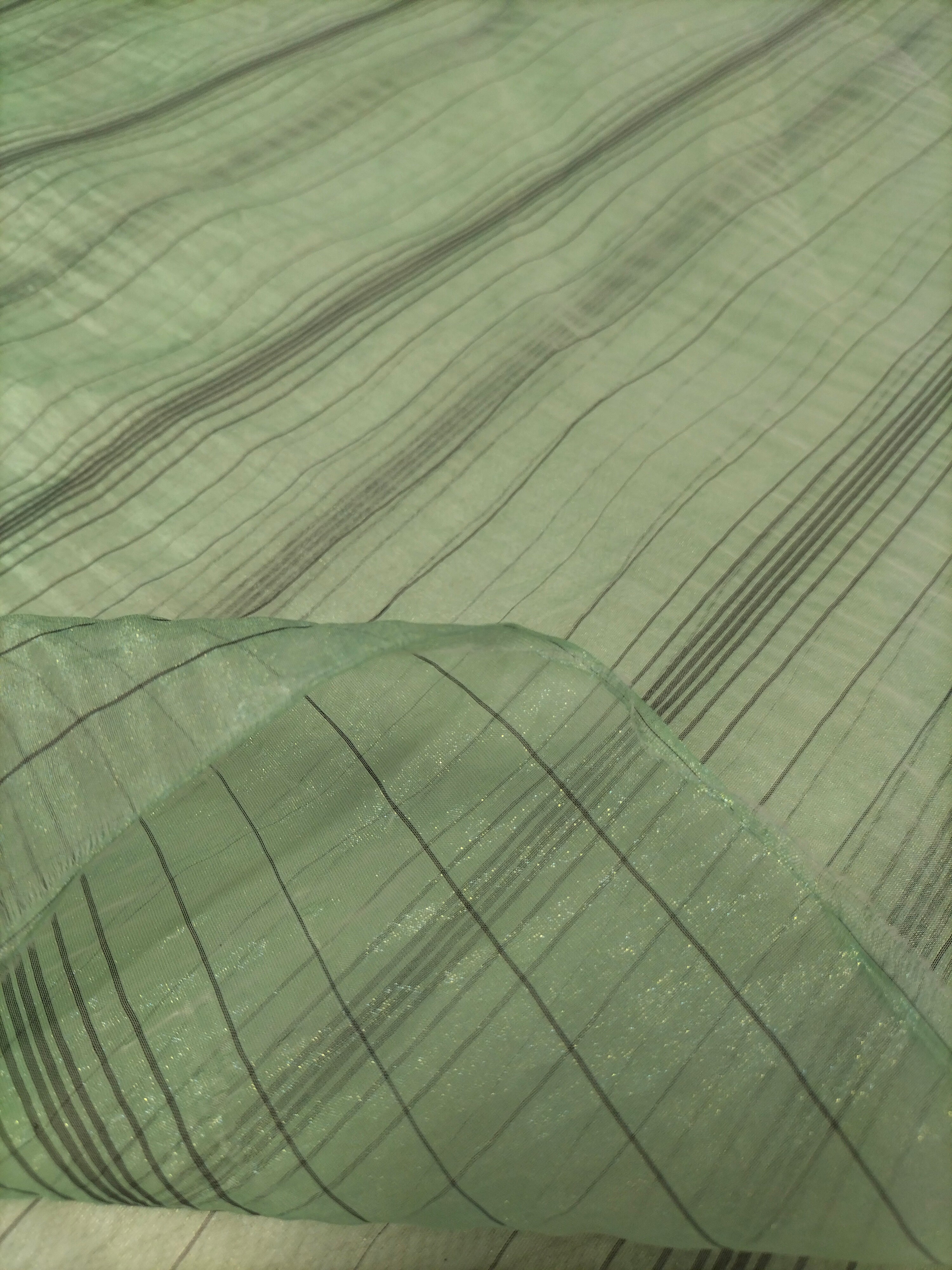 Tendone in organza verde a righe - alto 330 cm