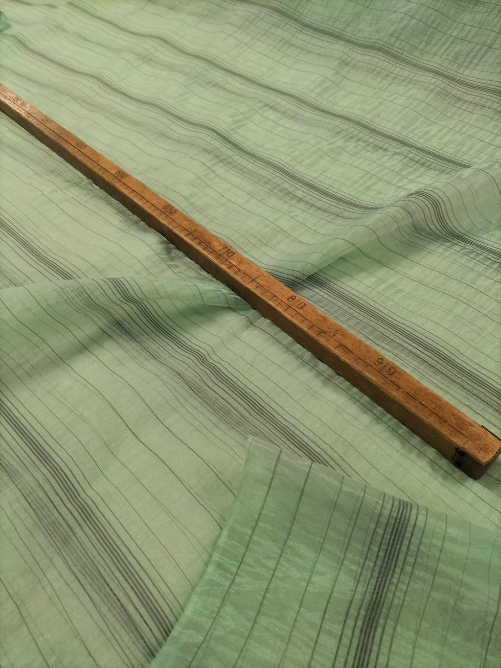 Tendone in organza verde a righe - alto 330 cm