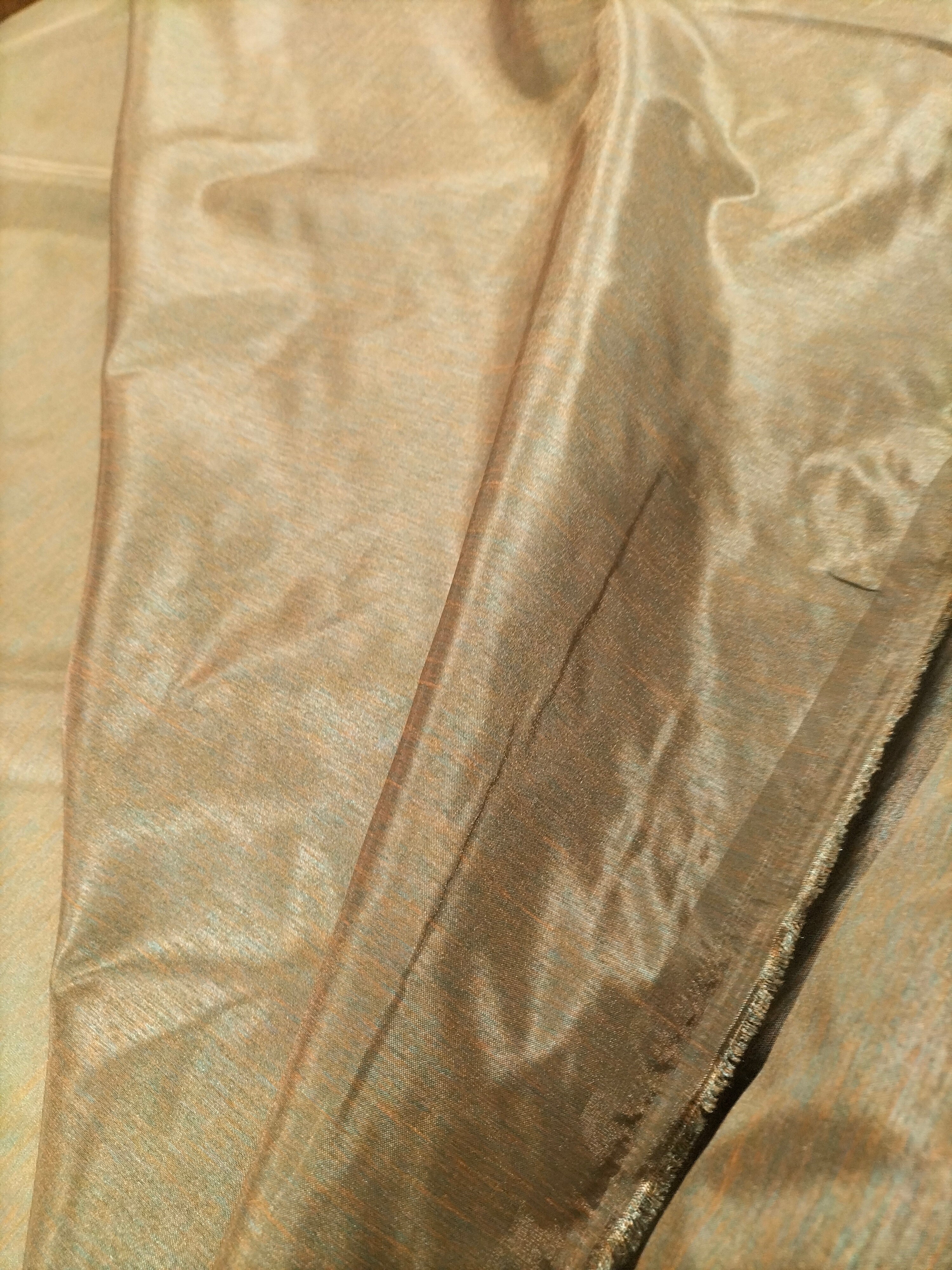 Tendone in organza cangiante verde ramato - alto 290