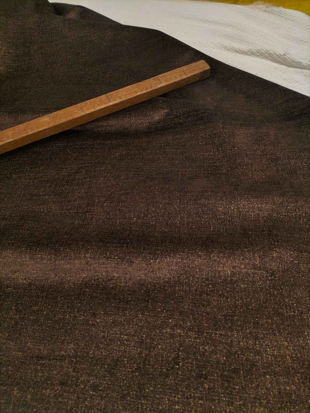 Lussuoso velluto marrone scuro brillante 190 x 145 cm