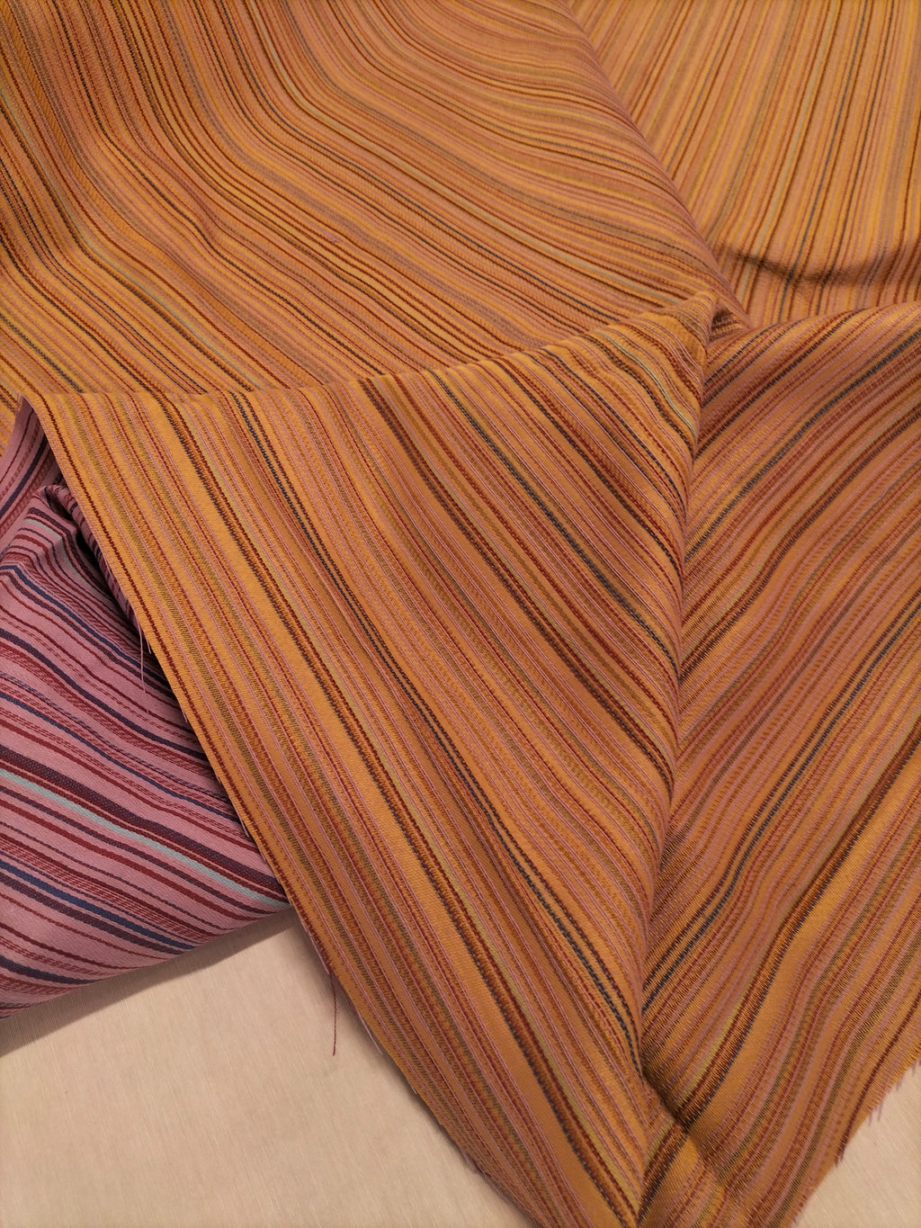 Tessuto d'arredo in doppia altezza