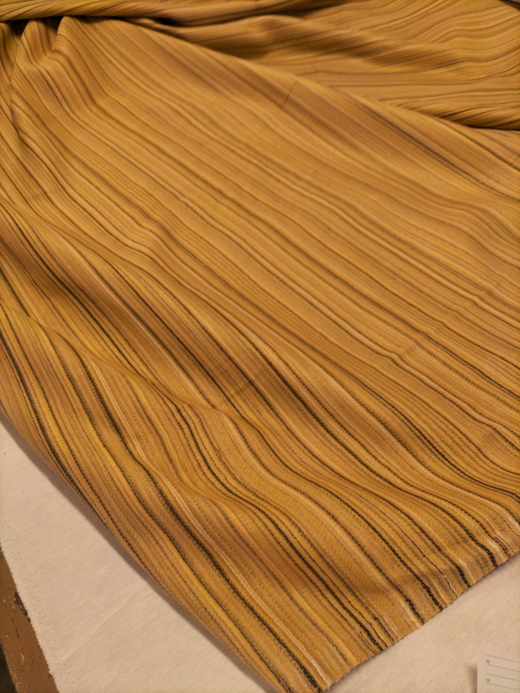 Tessuto d'arredo in doppia altezza