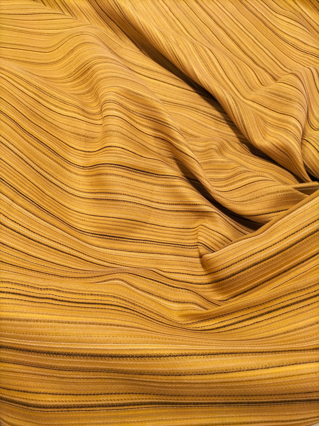 Tessuto d'arredo in doppia altezza