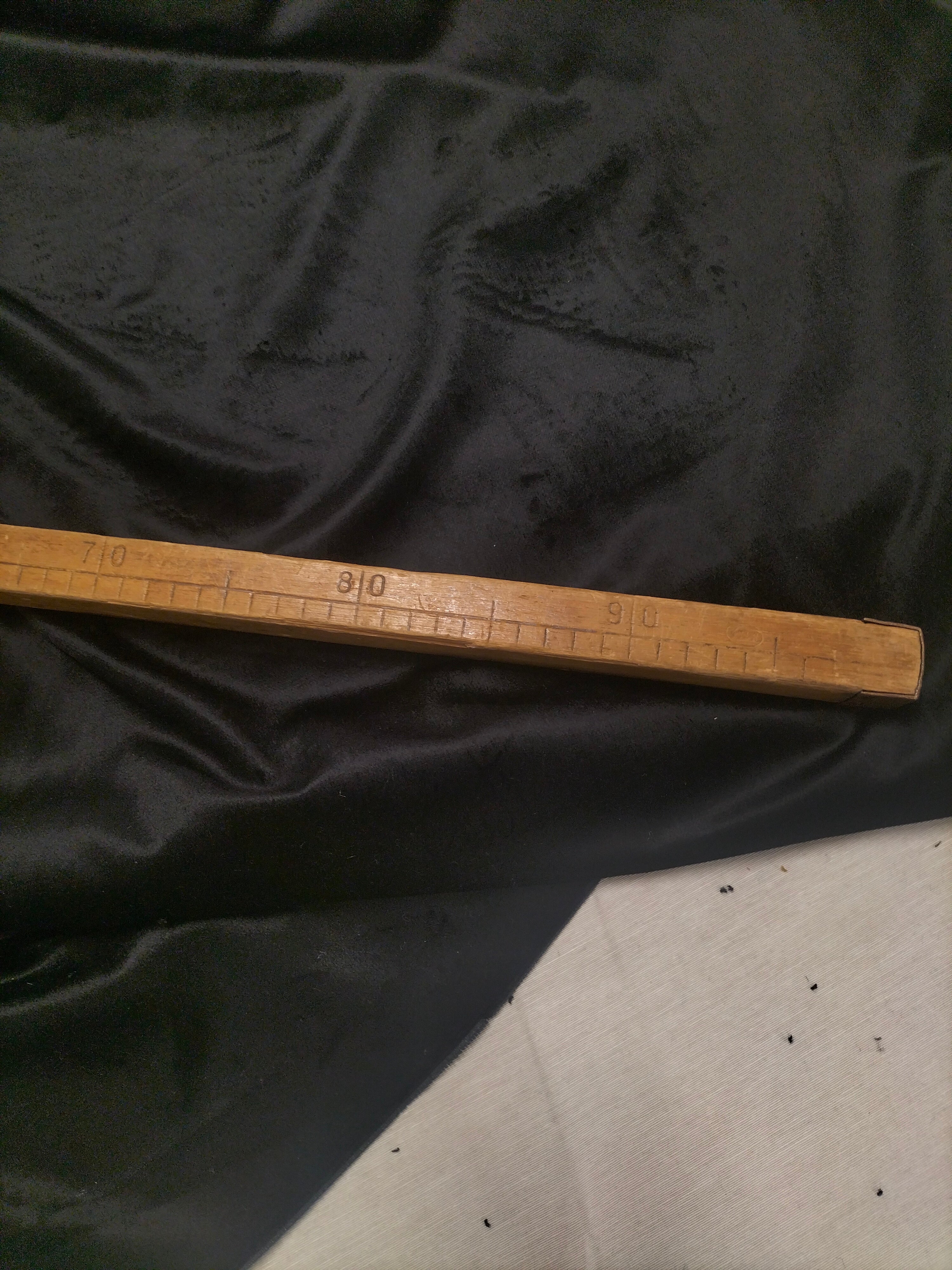 Pregiato velluto nero