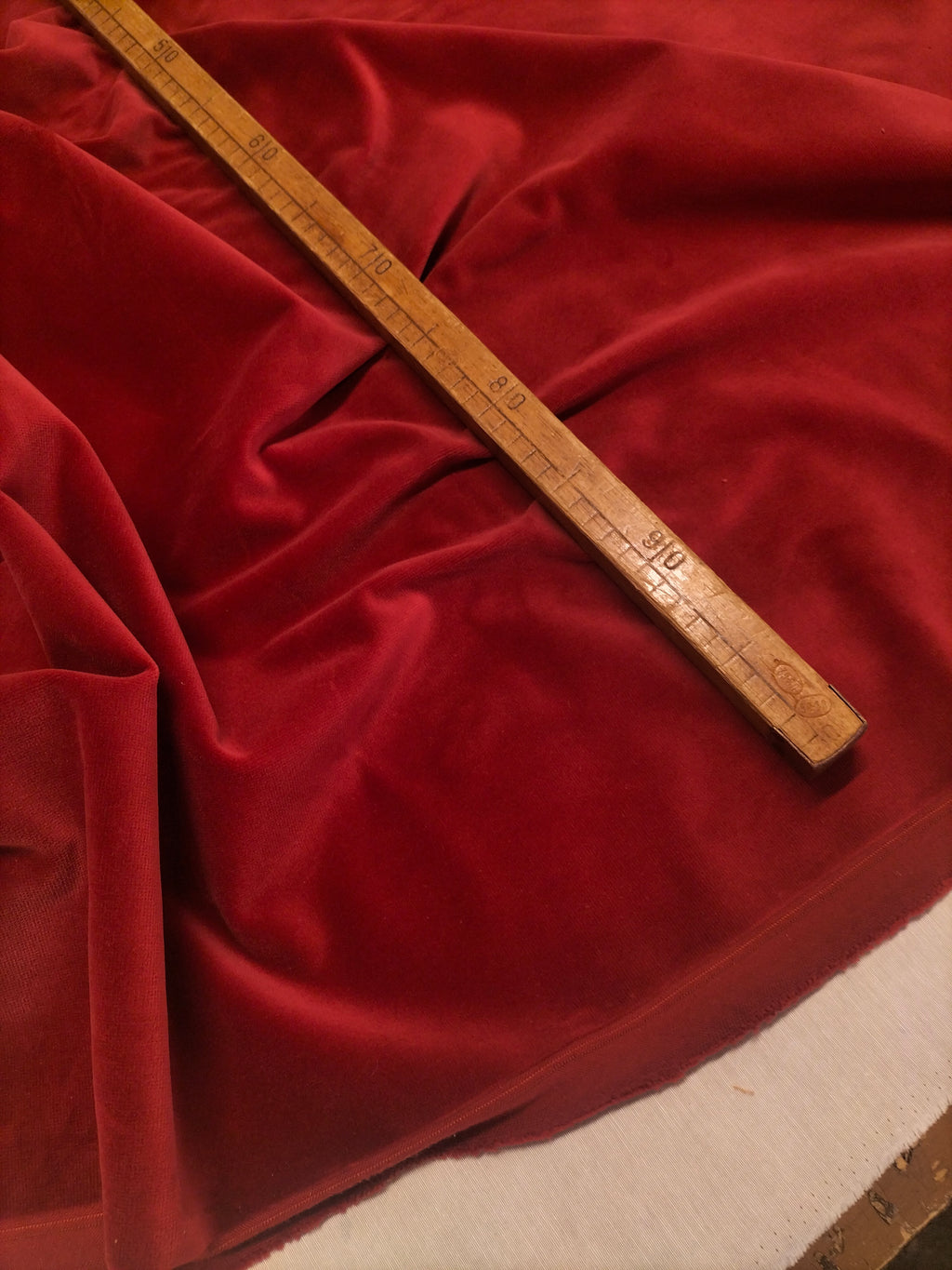 Pregiato velluto rosso