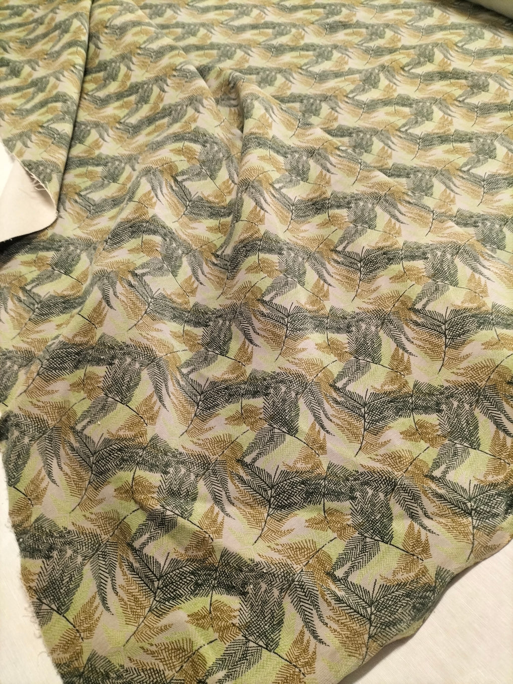 Pregiato velluto fantasia foliage