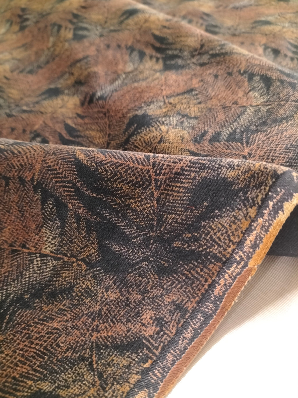 Pregiato velluto fantasia foliage