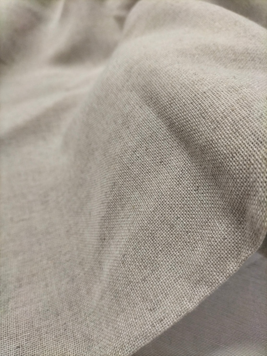 Pregiato tessuto grigio in misto lino alto 300cm