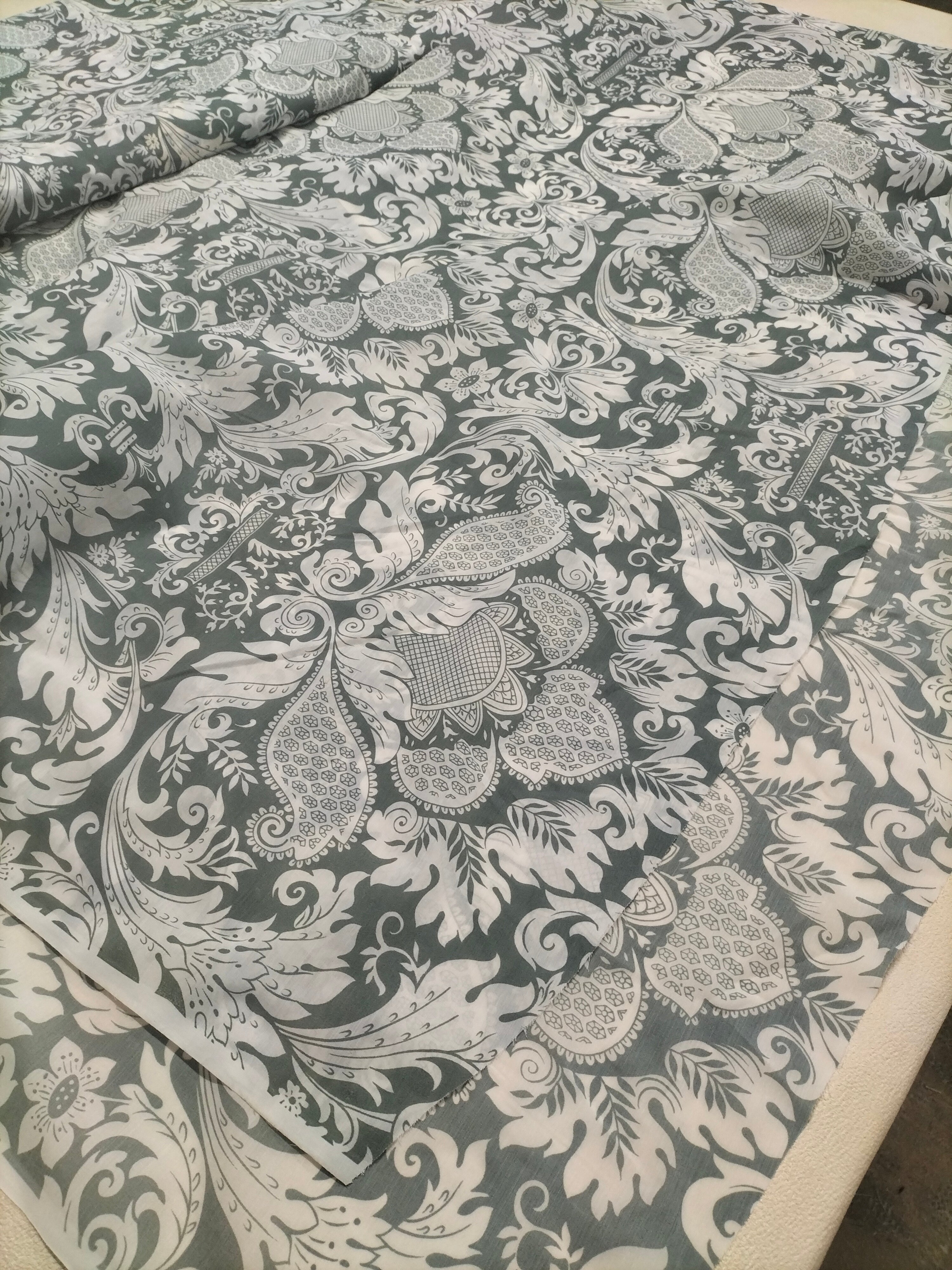 Tendone verde vintage Bassetti in fantasia floreale e arabesca- alto 300 cm